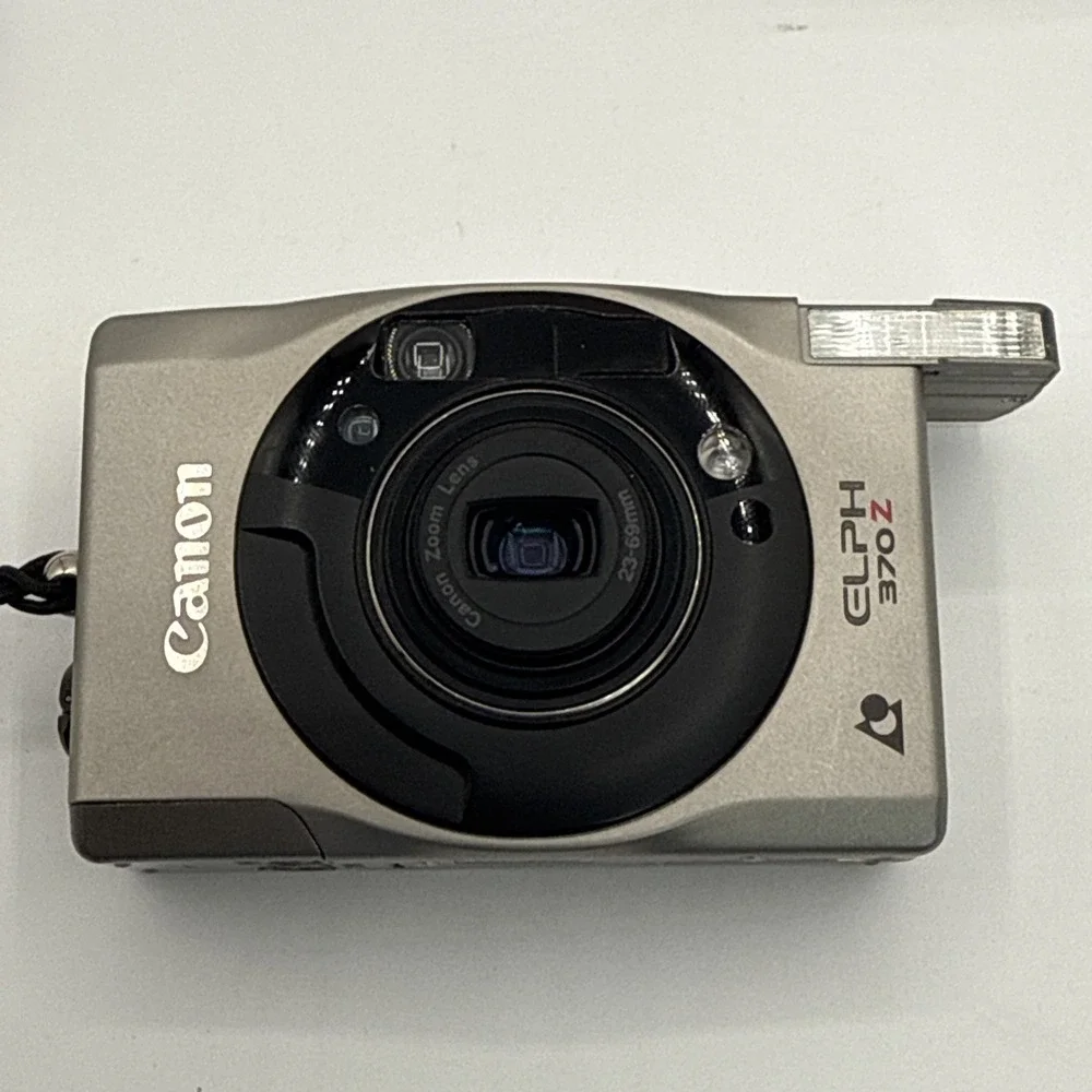 Canon 370Z ELPH 35mm Point and Shoot Film Camera 23 to 69mm Zoom WORKS